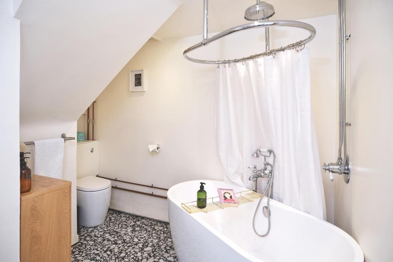 Unique Georgian Garden Flat In Central Margate Apartman Kültér fotó